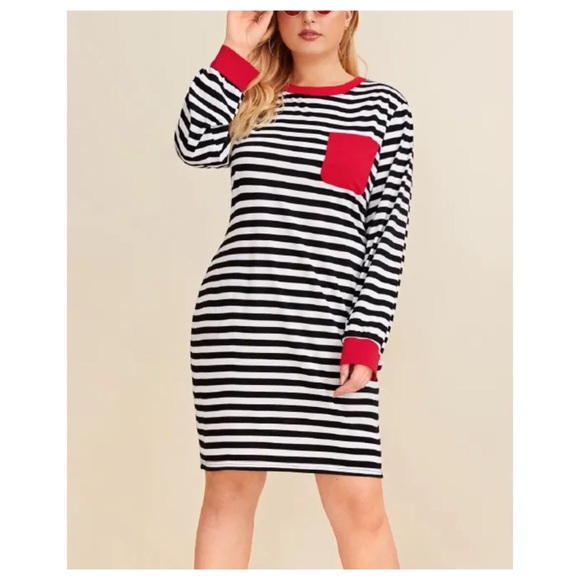 ➕ Striped Tee Dress - Picture 4 of 6